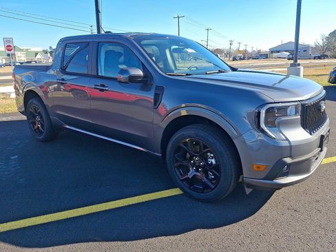 New 2025 Ford Maverick Lobo image 2