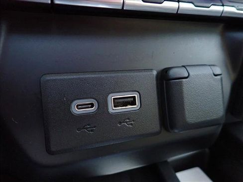 Used 2022 GMC Sierra 3500 Denali w/ Denali Ultimate Package image 22