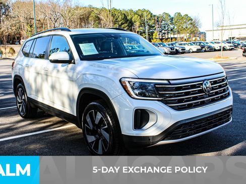 Used 2024 Volkswagen Atlas SE image 4