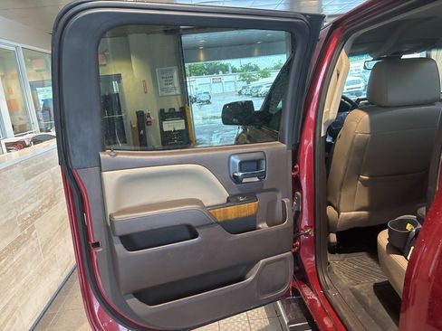 Used 2018 GMC Sierra 1500 SLT AWD/4WD image 24