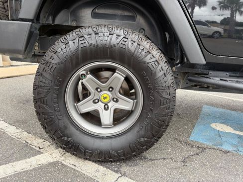 Used 2012 Jeep Wrangler Unlimited Sport AWD/4WD image 55