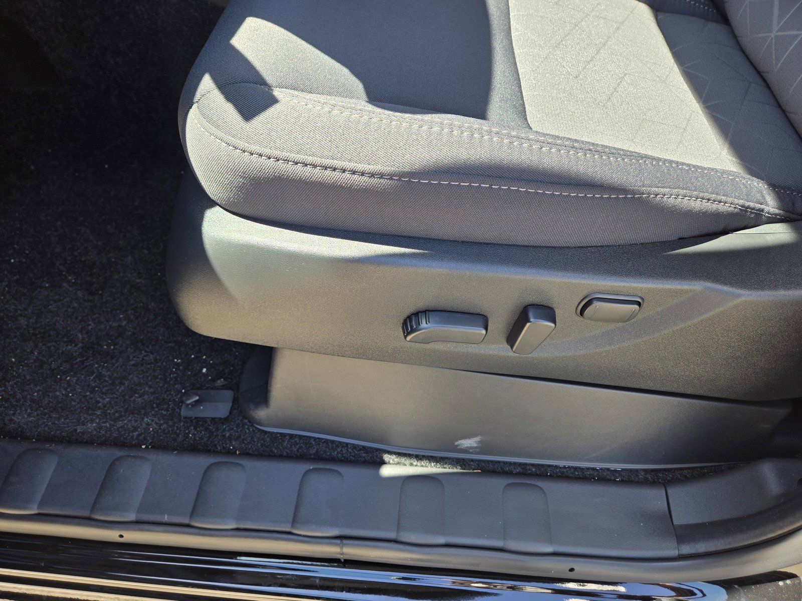 New 2026 Nissan Frontier SV w/ SV Convenience Package RWD image 11
