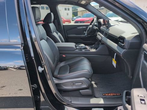 Used 2026 Honda Passport TrailSport Elite image 11