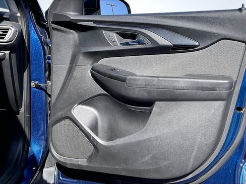 Used 2022 Chevrolet TrailBlazer LT image 24