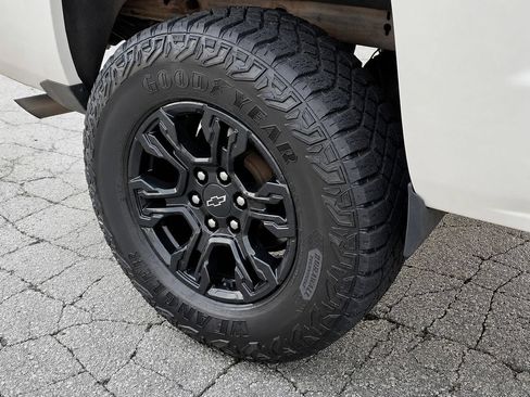 Used 2016 Chevrolet Silverado 1500 LT w/ All Star Edition AWD/4WD image 11