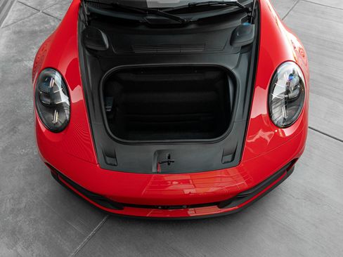 Certified 2025 Porsche 911 Carrera T RWD image 43