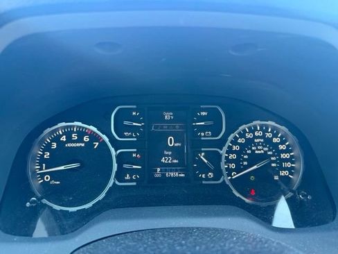 Used 2021 Toyota Tundra SR5 w/ SR5 Upgrade Package AWD/4WD image 17