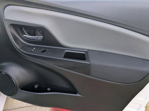 Used 2017 Toyota Yaris SE image 30