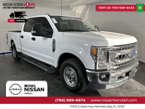 Used 2022 Ford F250 XLT w/ XLT Value Package image 2
