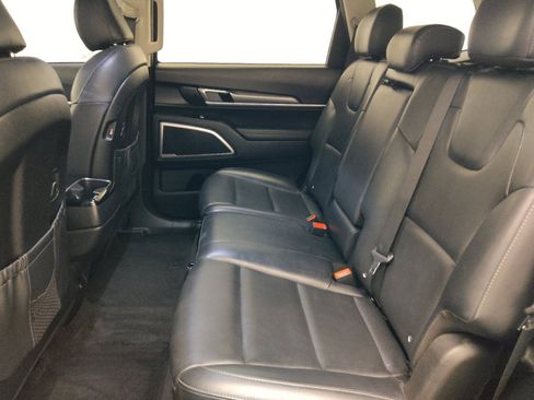 Used 2020 Kia Telluride S w/ S 8 Passenger Seating Package FWD image 18