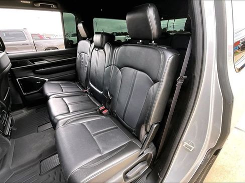 Used 2024 Jeep Wagoneer Series II w/ Flexible Seating Group RWD image 26