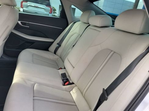 Used 2025 Hyundai Sonata SEL FWD image 15