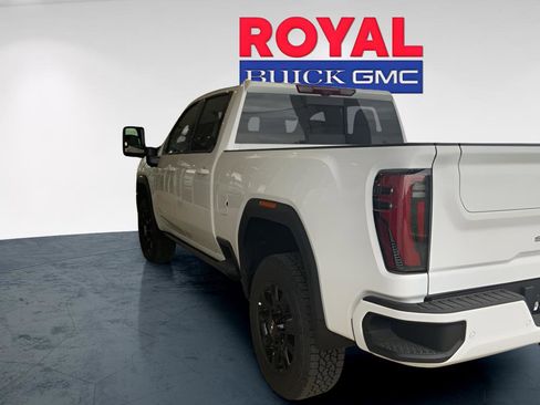 New 2026 GMC Sierra 3500 AT4 w/ AT4 Premium Plus Package image 4
