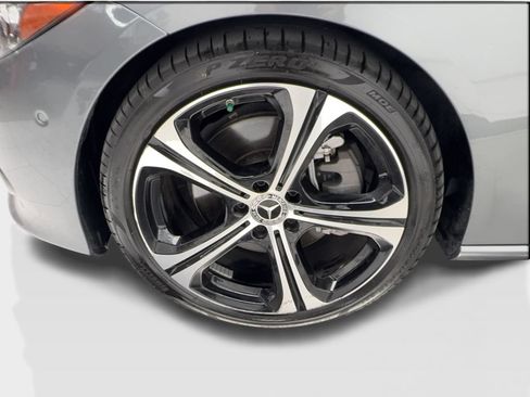 Used 2023 Mercedes-Benz C 300 Sedan w/ Exclusive Trim Package image 13
