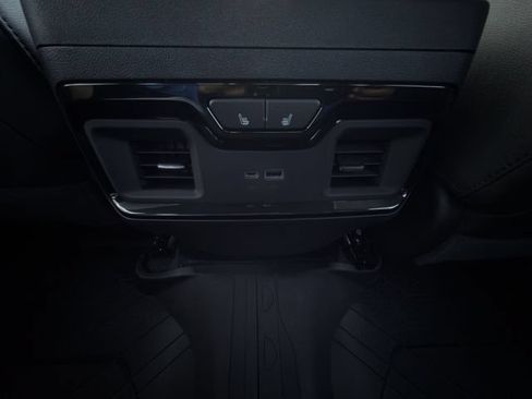 New 2026 Chevrolet Silverado 2500 ZR2 AWD/4WD image 24