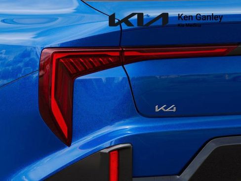 New 2025 Kia K4 GT-Line w/ GT-Line Sunroof Package image 11