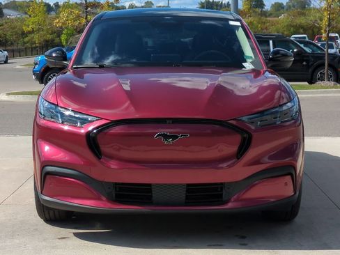 New 2025 Ford Mustang Mach-E Premium image 9