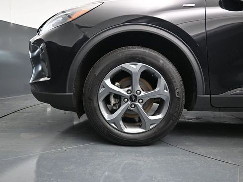Used 2025 Ford Escape ST-Line AWD/4WD image 18