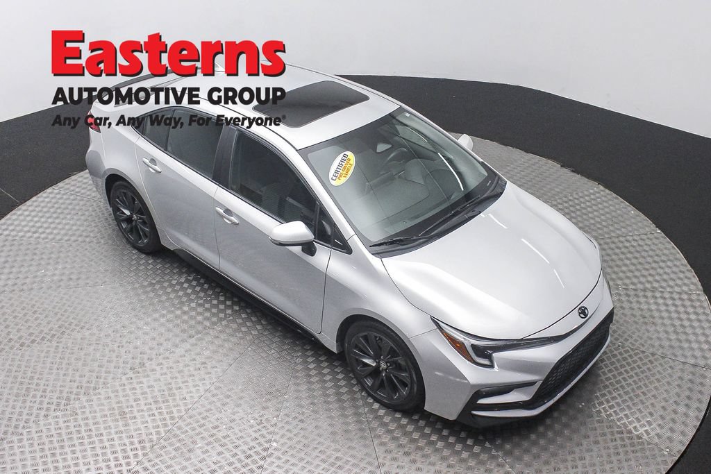 Used 2023 Toyota Corolla XSE FWD image 5