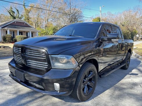 Used 2015 RAM 1500 Sport w/ Black Ram 1500 Sport Group image 5