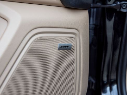 Used 2021 Porsche Macan image 24