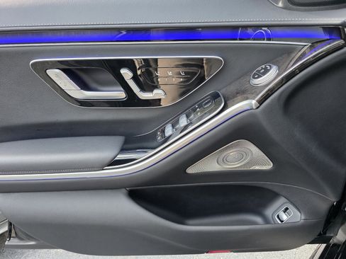 Used 2022 Mercedes-Benz S 500 4MATIC image 23