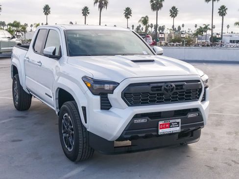 New 2026 Toyota Tacoma TRD Sport image 4