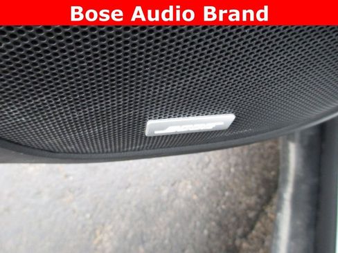 Used 2023 GMC Acadia Denali w/ Denali Ultimate Package image 19