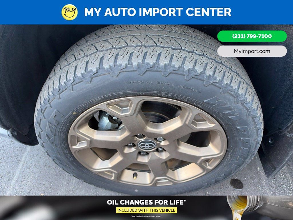 Used 2024 Toyota RAV4 AWD Hybrid image 6