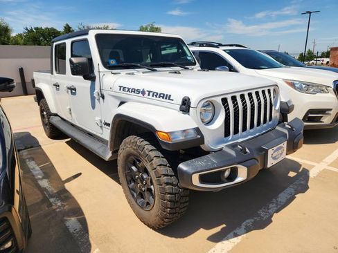 Used 2023 Jeep Gladiator Sport AWD/4WD image 1