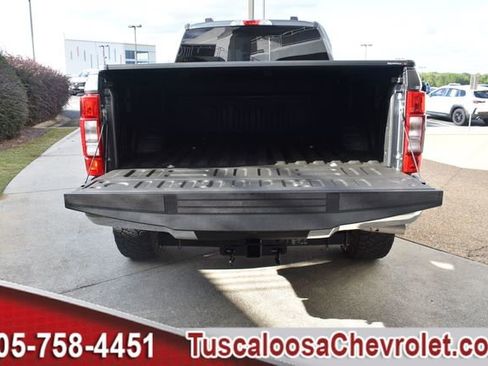 Used 2021 Ford F250 Lariat w/ FX4 Off-Road Package image 9