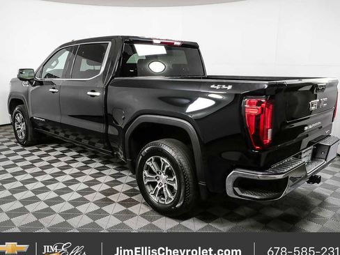 Used 2025 GMC Sierra 1500 SLT image 27