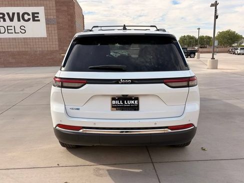 Certified 2022 Jeep Grand Cherokee Limited 4xe AWD/4WD image 8