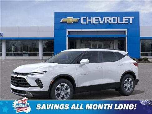 New 2026 Chevrolet Blazer LT FWD image 2