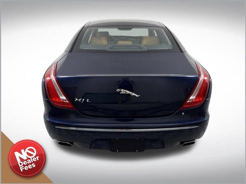 Used 2011 Jaguar XJ L image 4