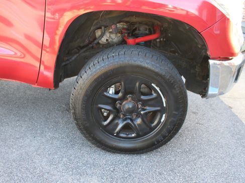 Used 2014 Toyota Tundra SR5 image 19