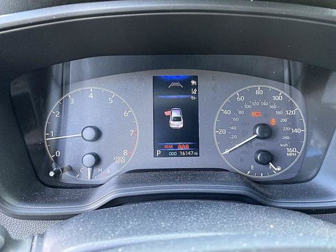 Certified 2025 Toyota Corolla SE FWD image 17