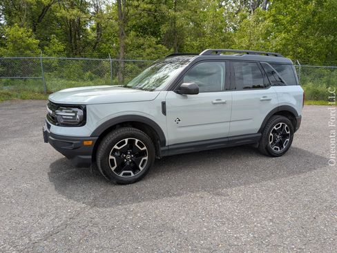 Used 2024 Ford Bronco Sport Outer Banks w/ Tech Package image 1