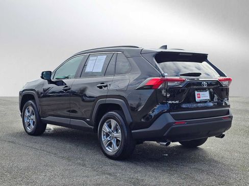 Certified 2025 Toyota RAV4 XLE image 5