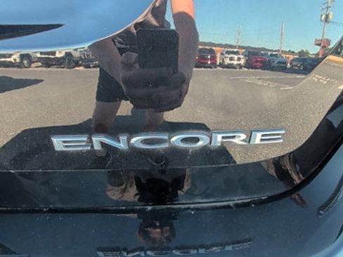 Used 2020 Buick Encore Preferred FWD image 25