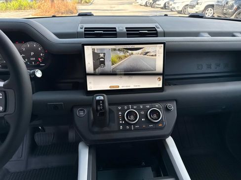 New 2025 Land Rover Defender 110 S image 24