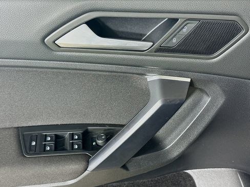 Used 2021 Volkswagen Tiguan S AWD/4WD image 11