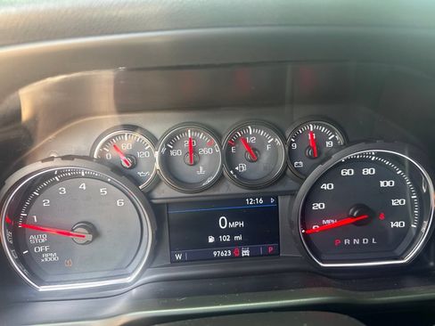 Used 2019 Chevrolet Silverado 1500 LT Trail Boss AWD/4WD image 13