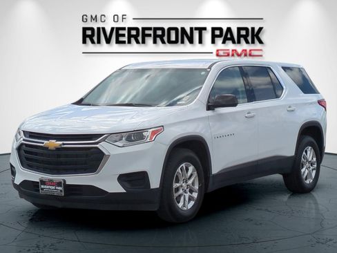 Used 2020 Chevrolet Traverse LS AWD/4WD image 7