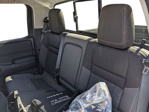 New 2025 Nissan Frontier SV image 19