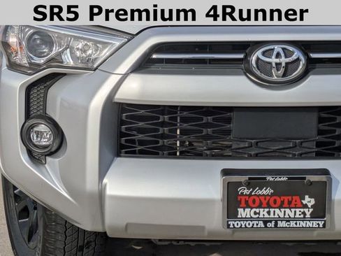 Used 2023 Toyota 4Runner SR5 Premium image 3