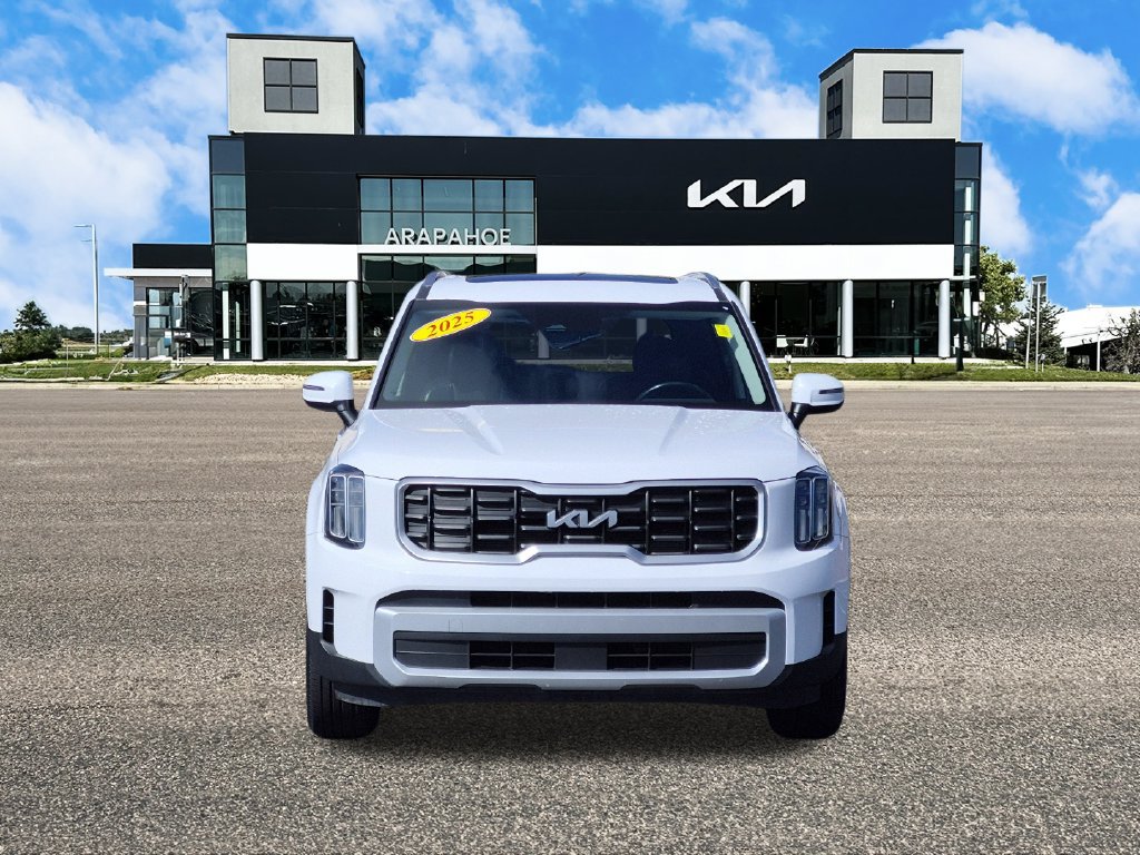 Used 2025 Kia Telluride S AWD/4WD image 3