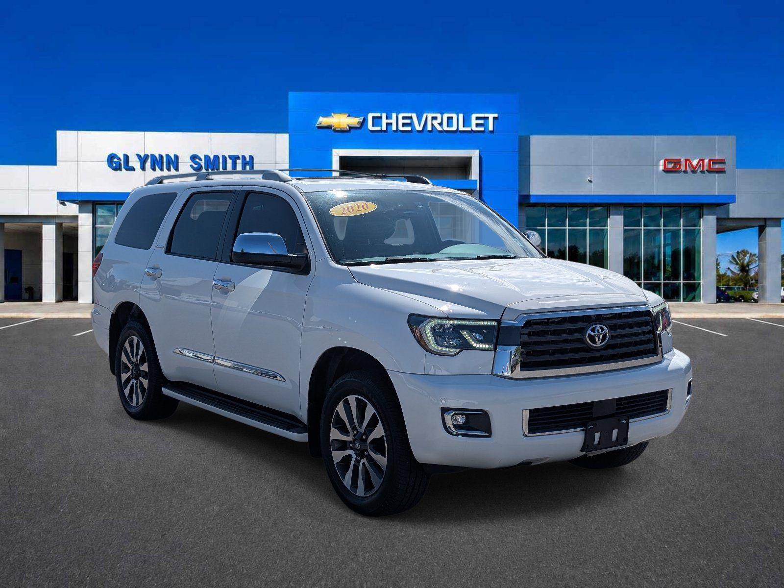 Used 2020 Toyota Sequoia Limited w/ Safety & Convenience Package RWD image 4