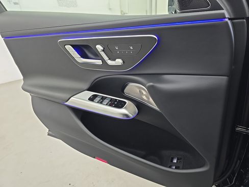 New 2026 Mercedes-Benz E 53 AMG e 4MATIC Sedan image 26