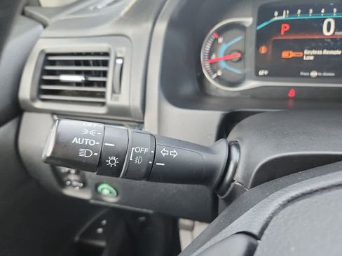 Used 2022 Honda Pilot Touring image 36